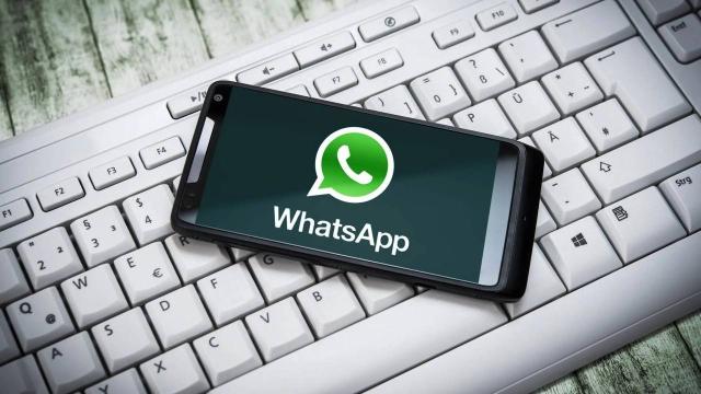 Аккаунты пользователей WhatsApp случайно попадают к другим людям