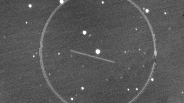 Россиянин снял приближающийся к Земле 800-метровый астероид (фото)