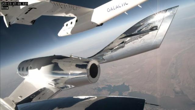 Космический самолёт Virgin Galactic вернулся в небо после двухлетней модернизации