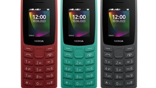 Знакомимся с Nokia 106 (2023) — «кнопочник» без камеры, но со «Змейкой»