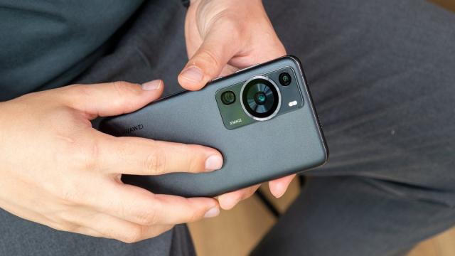 Обзор Huawei P60 Pro: главный по камерам вернулся