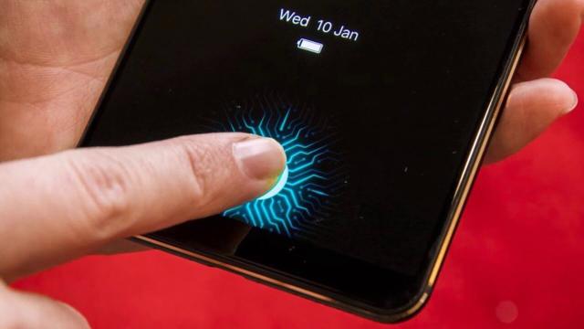 Сканеры пальцев на Android-смартфонах уязвимы. Взломать можно за 40 минут