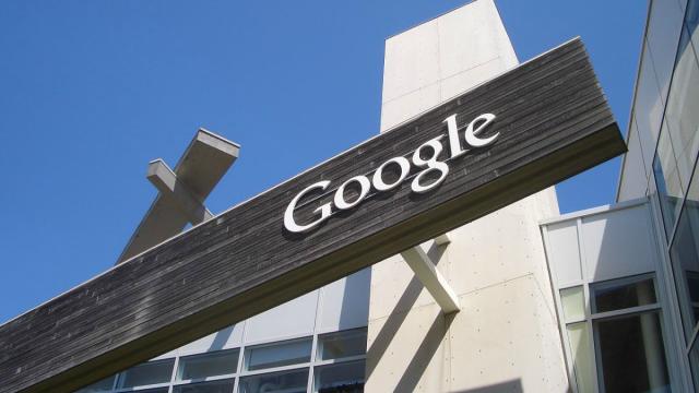 Google оштрафовали на 3 млн руб. за неудаление фейков
