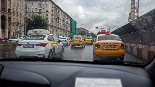 GPS-хаос в Москве: сбоят такси, каршеринги и гаджеты. Что происходит