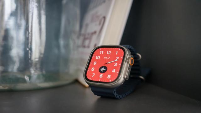 Не по плану: Apple не успевает внедрить новые дисплеи в Apple Watch Ultra