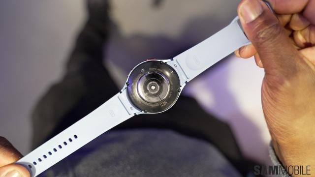 Galaxy Watch получат важнейшее исправление. Apple, учись!