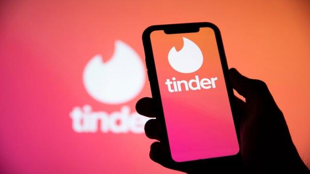Tinder запустил премиум-подписку Select за $499 в месяц