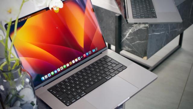 Apple готовит сразу четыре новых MacBook, но ей придётся похоронить одну модель
