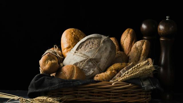 В России научились печь хлеб из мух