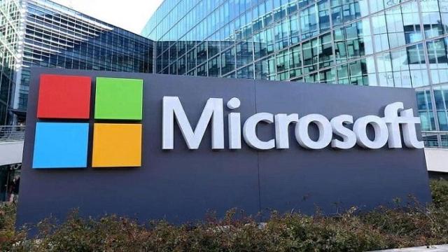 Microsoft до сих пор продлевает лицензии на свои продукты корпоративным клиентам из РФ, хотя обещала обратное
