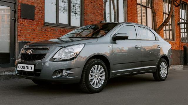 В России обвалился ценник на Chevrolet Cobalt. Дешевле только «Гранта»