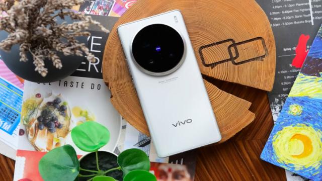 ВИДЕО: обзор Vivo X100S Pro рядом с X100 Pro — было лучше?