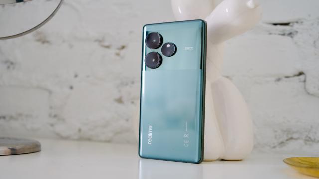 Возвращение легенды! Обзор смартфона realme GT 6