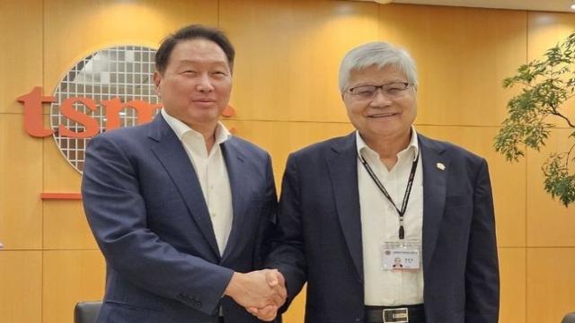 Руководство SK Group встретилось с новым председателем совета директоров TSMC