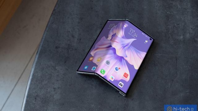 Складной iPhone удивит фанатов необычным экраном
