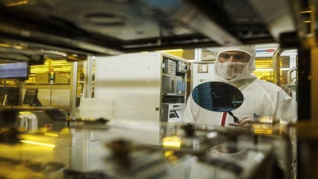 Intel медлит со строительством нового предприятия в Израиле