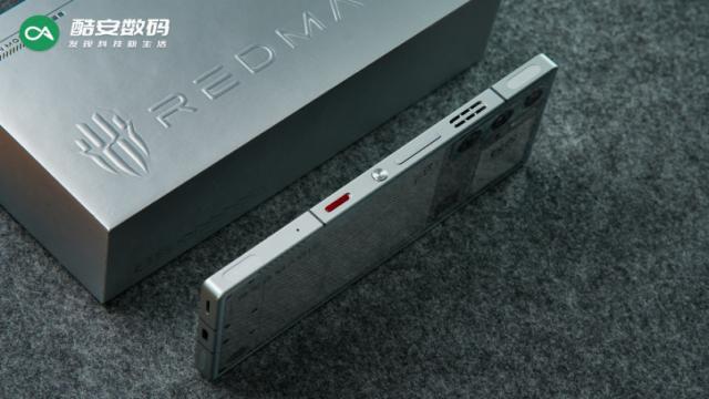 Red Magic 10 Pro обновит рекорд батарей среди флагманов