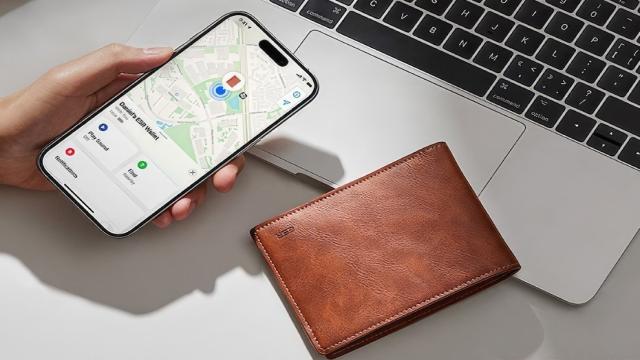 Посмотрите на первый китайский кошелек для iPhone с поддержкой «Локатора»