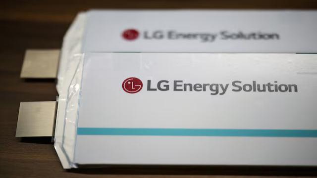 LG Energy Solution прогнозирует падение годовой выручки на 20% из-за снижения спроса на тяговые батареи