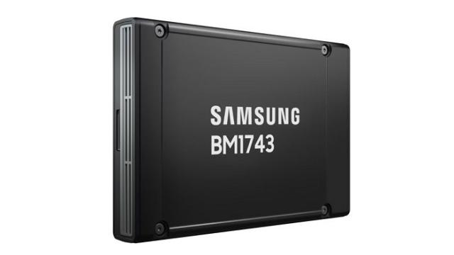 Samsung представила корпоративный SSD на 61,44 Тбайт