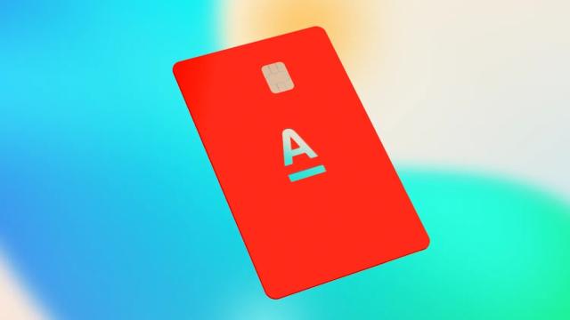 «Альфа-Банк» кардинально поменял программу лояльности. Стало выгоднее, но не всем