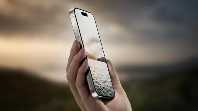 В сети показали, насколько iPhone 16 будет больше, чем iPhone 15