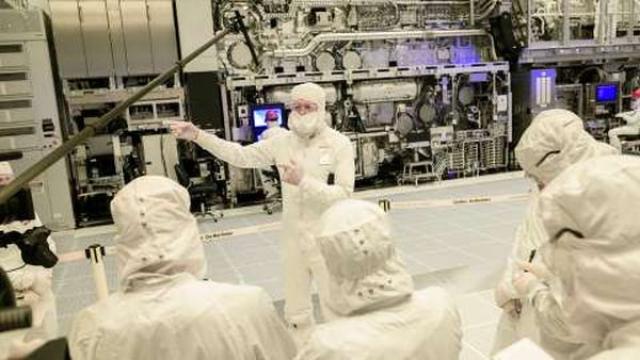 Intel вскоре получит вторую литографическую машину для High-NA EUV