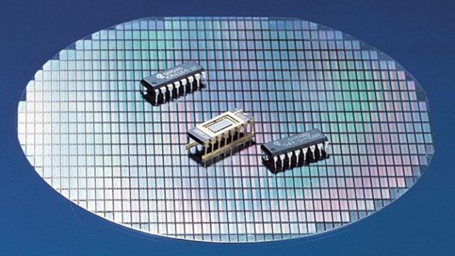 Samsung рассчитывает повысить плотность размещения транзисторов за счёт новых технологий