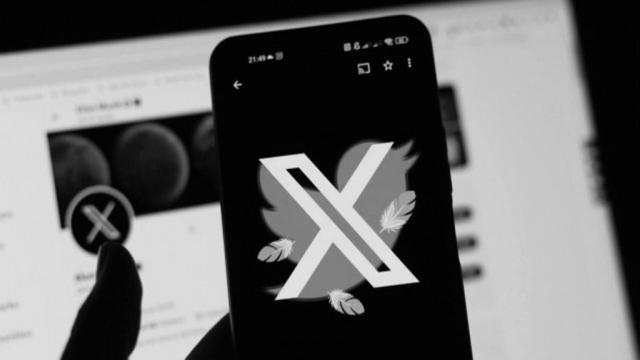 X планирует запустить собственный аналог Zoom