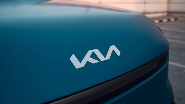 Автомобили Kia можно взломать по госномеру за секунды (видео)