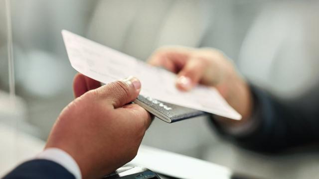 В России подорожают авиабилеты из-за спутникового интернета