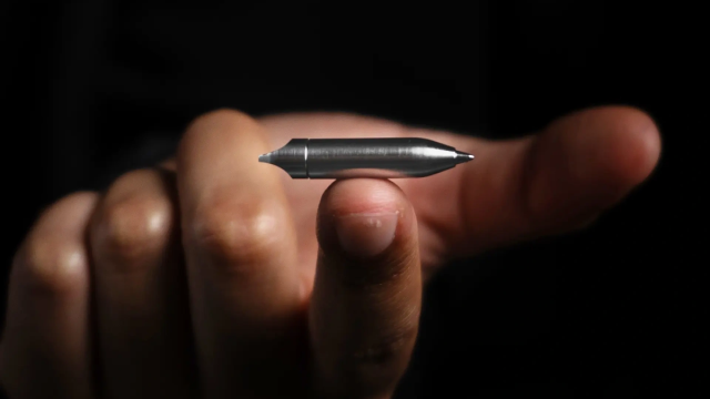 На Kickstarter представили самую маленькую ручку в мире