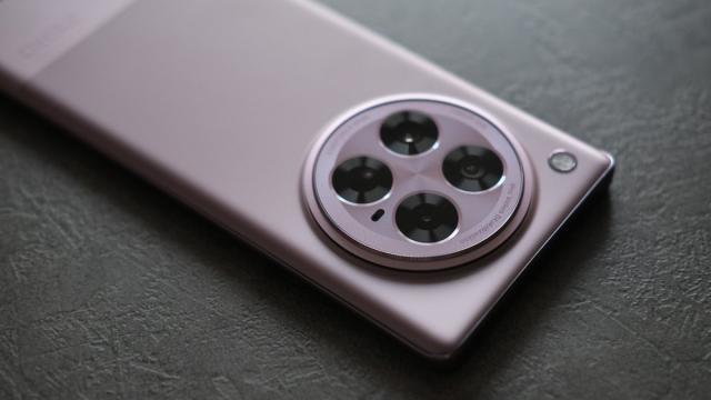 Обзор Infinix Zero 40 5G: видео 4K60 и 512 ГБ в среднем классе