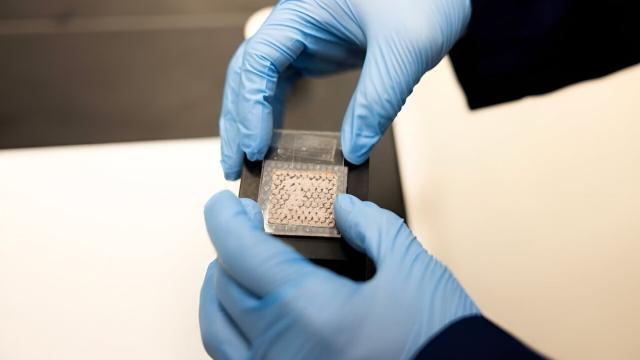 Создан управляемый магнитами экран будущего