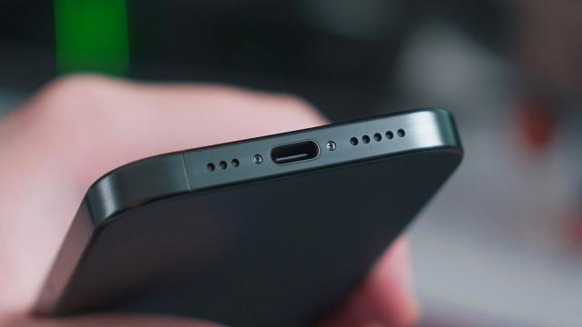iPhone 16 подорожают из-за отказа от 128 ГБ памяти