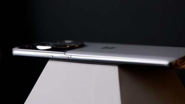 OnePlus 13 будет первым смартфоном на Snapdragon 8 Gen 4?