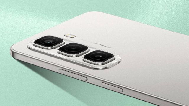 В Россию привезли новый смартфон Infinix HOT 50