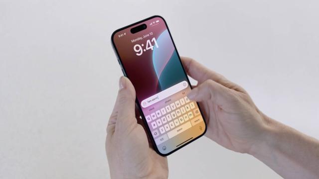 Разработка Apple Intelligence отстает от ChatGPT на два года