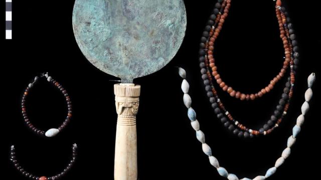 В Египте нашли сохранившуюся 4000-летнюю гробницу с сокровищами
