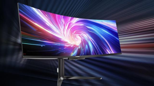 В России представили изогнутый геймерский монитор Acer на 49 дюймов