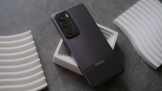 Голосование за лучший доступный флагманский смартфон 2024 года: выбирают читатели Hi-Tech Mail