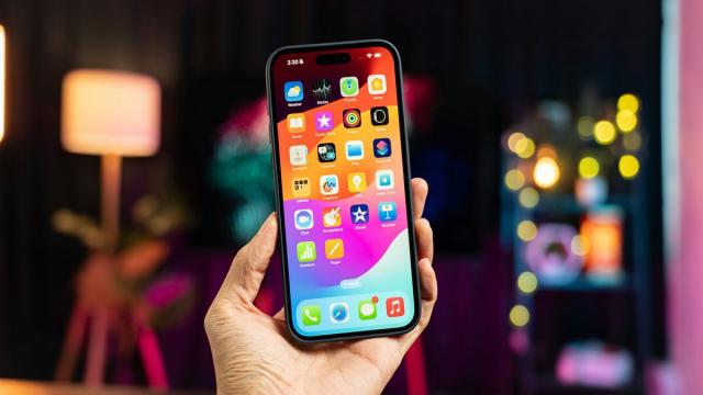 Госдума поддержала законопроект об обязательной установке RuStore на iPhone