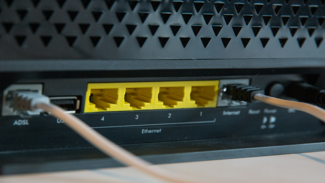 Названы 6 роутеров D-Link, которые нужно срочно выкинуть. Они опасны