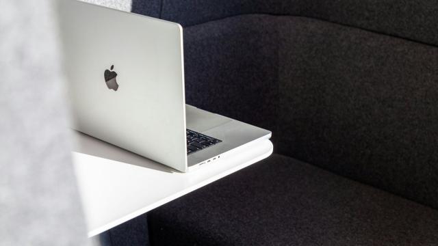 СМИ: Apple выпустит MacBook Pro в новом дизайне в 2026 году