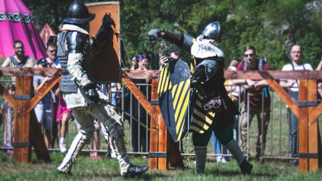 Уникальный меч шестого века найден при раскопках в английском Кенте