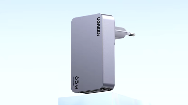 UGREEN сливает свою супертонкую GaN-зарядку с крутой скидкой на AliExpress