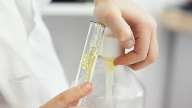 «Зеленый» прорыв в промышленной химии: углекислый газ научились превращать в ацетальдегид