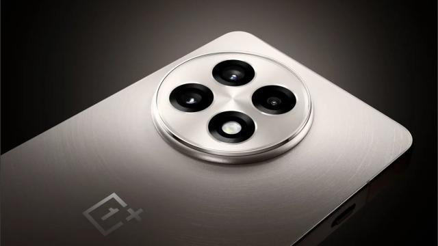 Телевик 50 Мп и чип Snapdragon 8 Gen 3: представлен смартфон OnePlus 13R