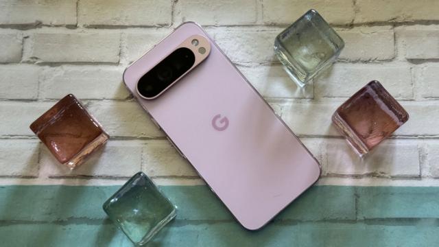 Google починила жест «назад» в Pixel, сломанный с релиза Android 15