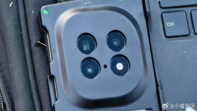 OPPO Find N5 поймали на фото: новые детали ультратонкого Fold-флагмана